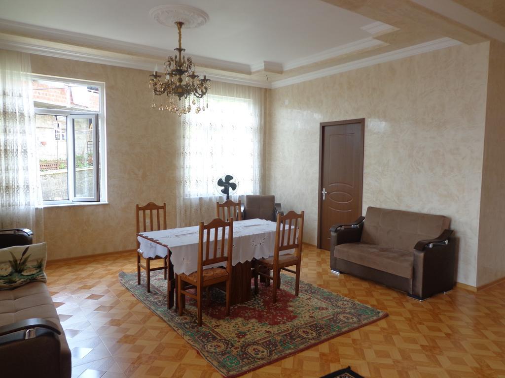 Guest House In Sarpi Bagian luar foto