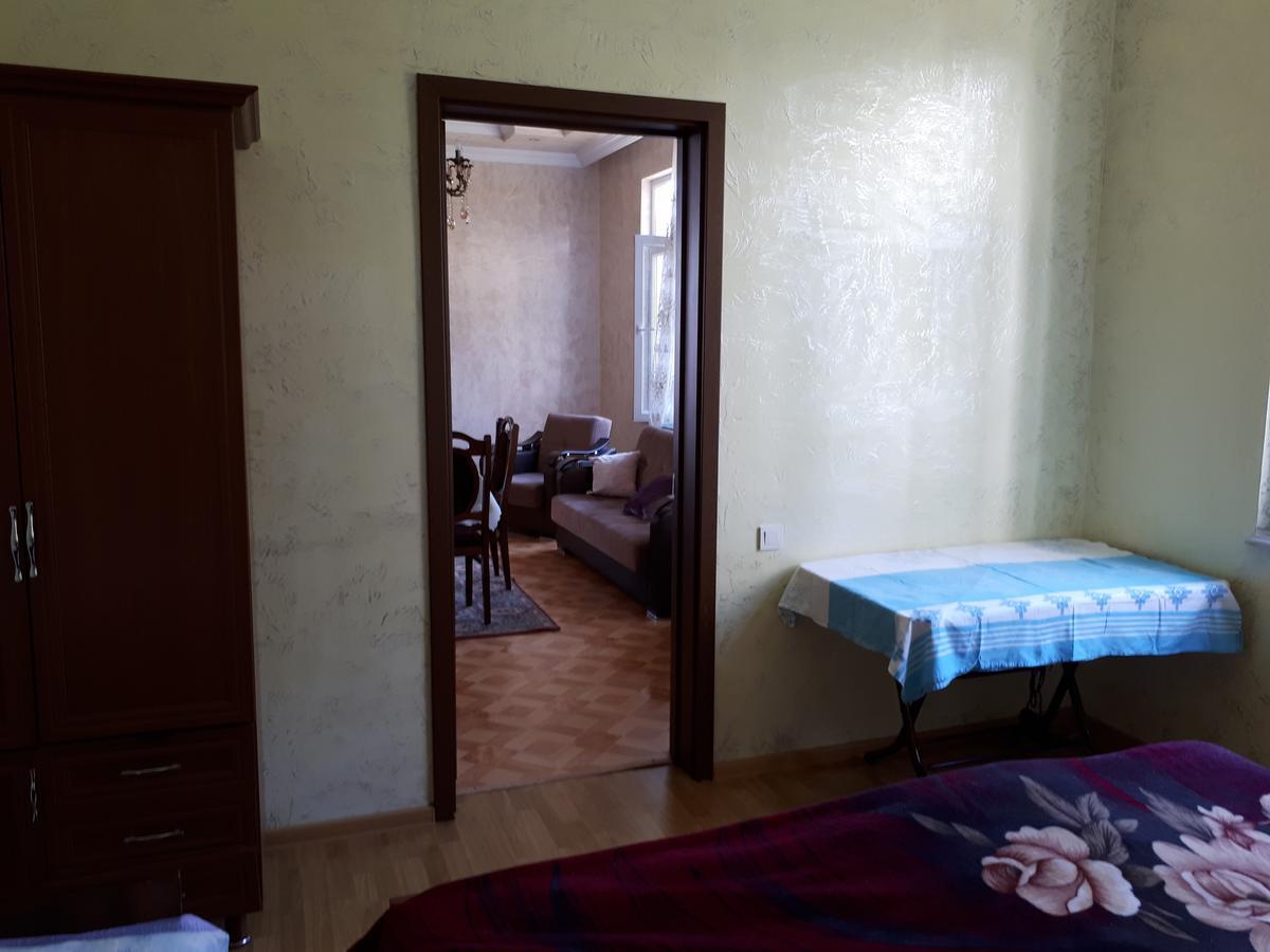 Guest House In Sarpi Bagian luar foto
